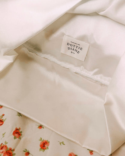 The Classic – Blue Trim