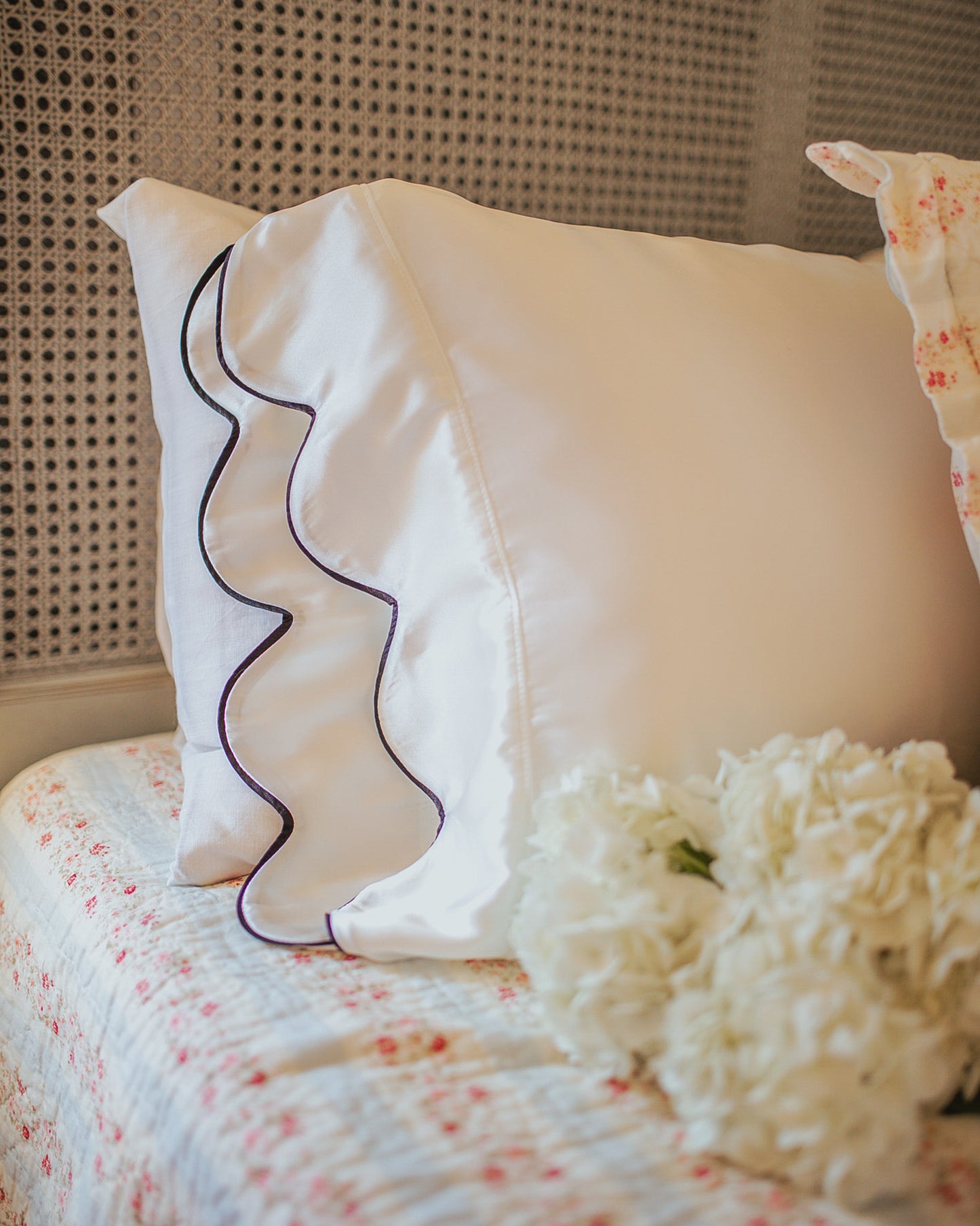 Scarlett Pillowcase - Scalloped Satin in Ivory